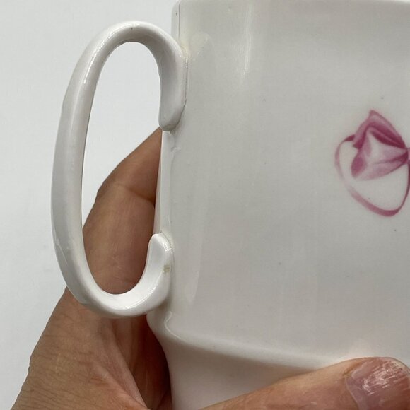 Royal Windsor Vintage Cat Portrait Pink Ribbon Mug Fine Bone China 3.75" England - Picture 4 of 6